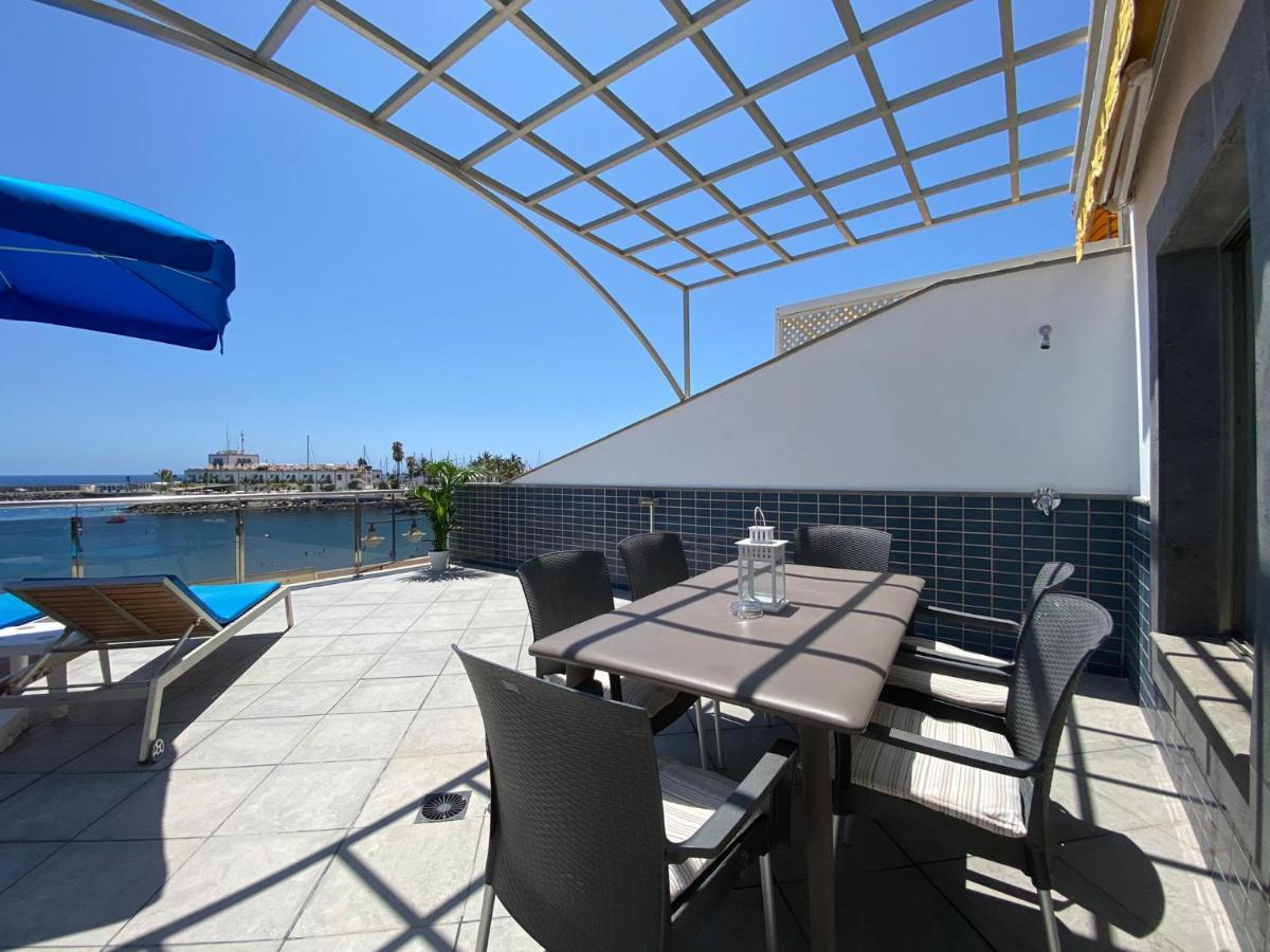 Billy's Beachfront With Pool Access Appartement *